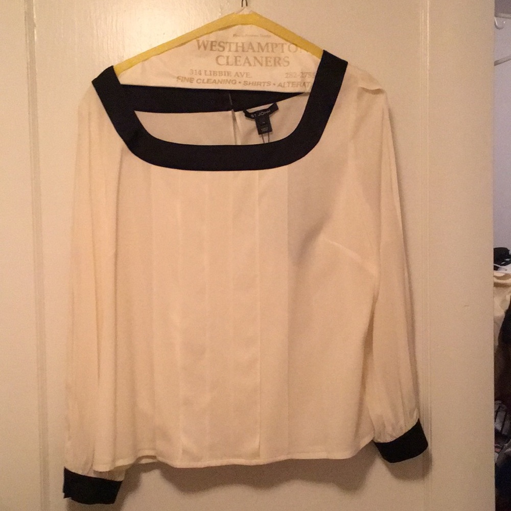 NWT St John silk/spandex blouse